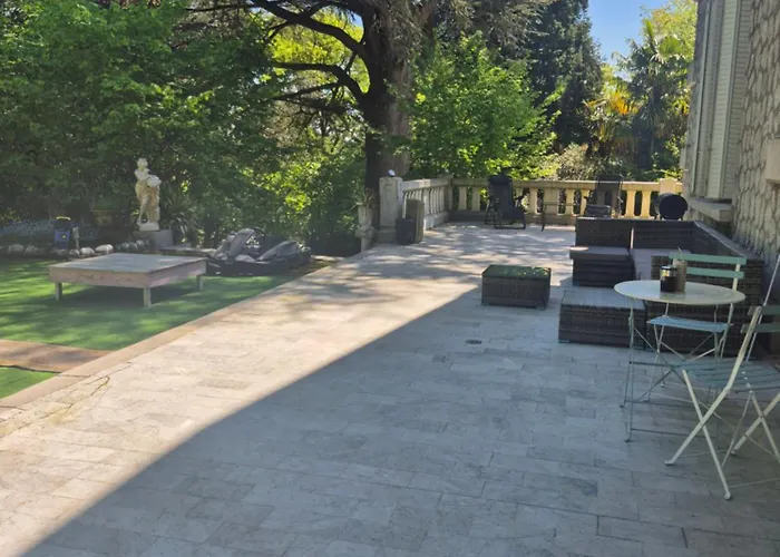 Chateau / Manoir De Saint-Gaudens